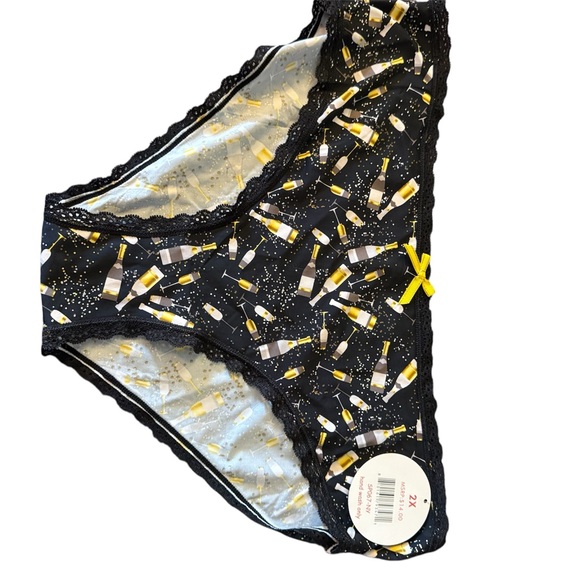 Splendid Black and Floral Women's Panties Set - Picture 4 of 7